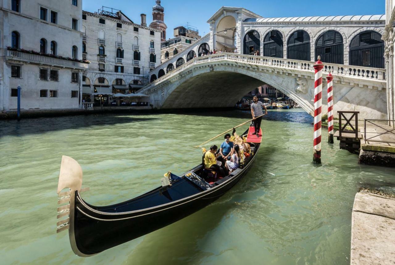 Ca Zulian Amazing Canal View Apartment Venedig Exterior foto